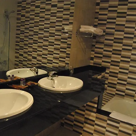 Motel Cancun Oviedo 3*